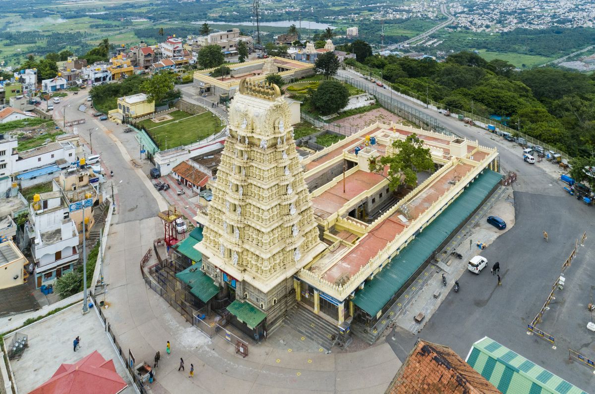 Chamundeshwari Temple - Mysore, Karnataka - Image 1